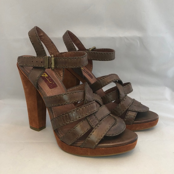 *NEW* 7 For All Mankind Platform Sandals - Picture 1 of 7
